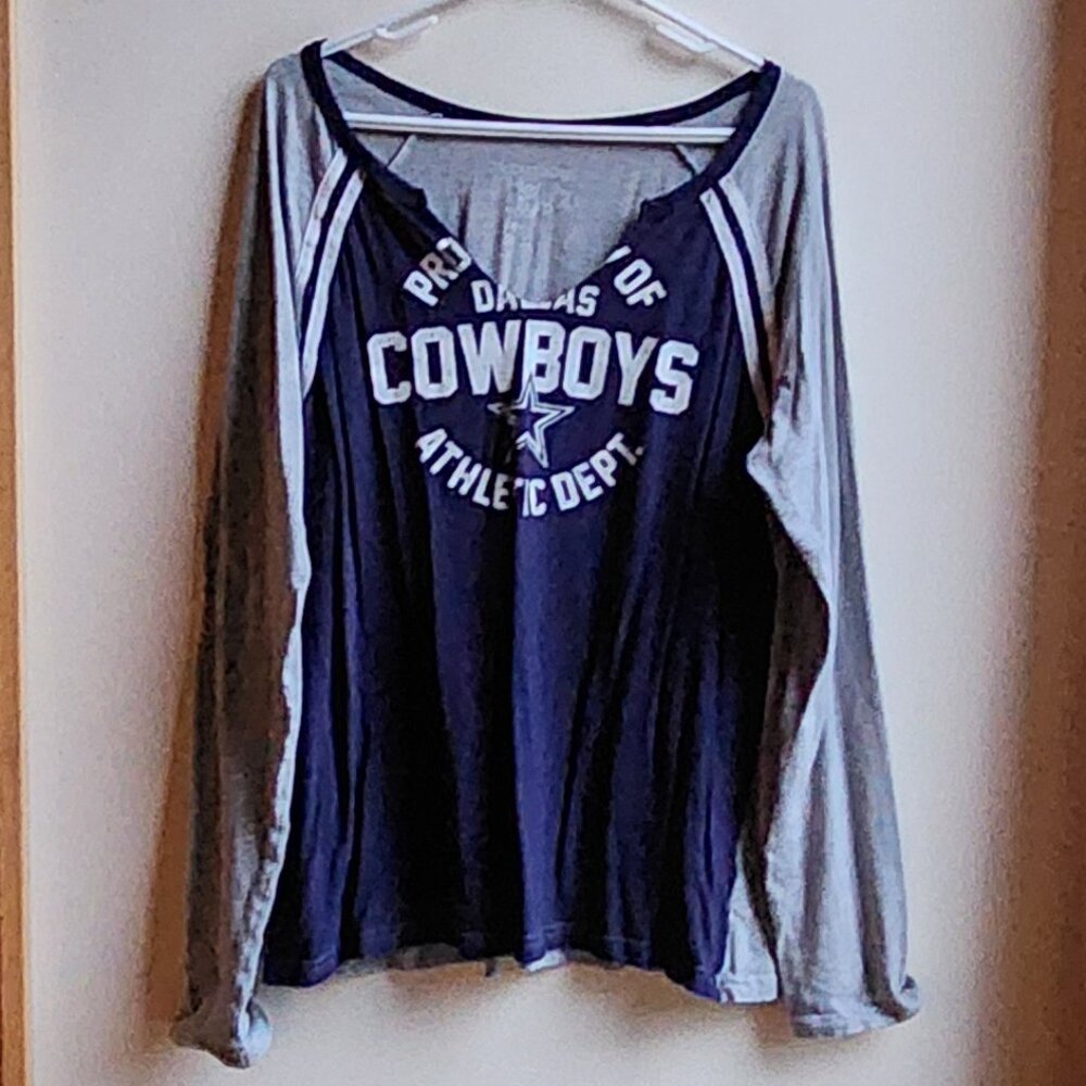 Cowboys Her Style V- Neck Cowboys Jersey Size 2XL